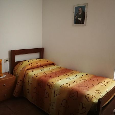 סן ג'יואבאני רוטונדו B&B Leggieri Villa Siria חדר תמונה